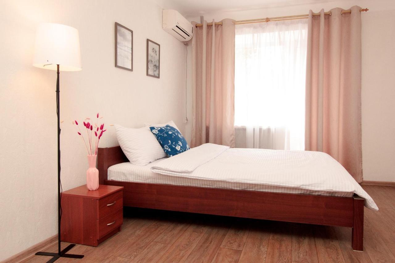 Apartment On Sobornyi Avenue 61 Oleksandriia Ngoại thất bức ảnh